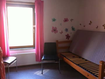 Roomlala | Do wynajęcia akademik (kopia)
