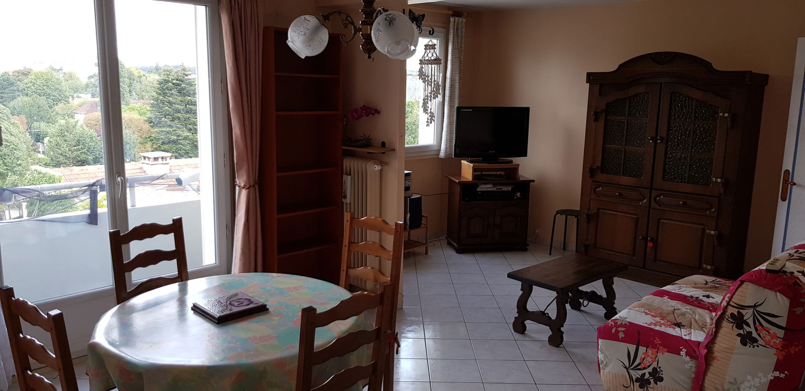 Kolokacja Le Perreux-sur-Marne 210702