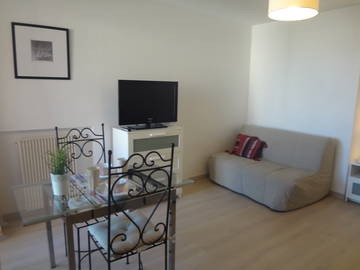 Roomlala | Do wynajęcia piękny 1-pokojowy apartament, 100 m od plaży