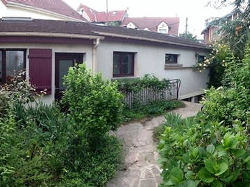 Roomlala | Do wynajęcia pokój 10m2 w domu