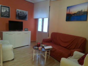 Roomlala | Do wynajęcia pokój w centrum, duże łóżko