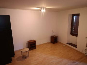 Roomlala | Do wynajęcia pokój z kuchnią i łazienką oraz dodatkowym pokojem