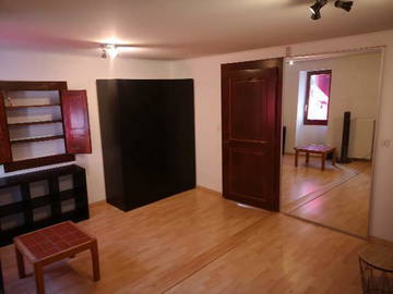 Roomlala | Do wynajęcia pokój z kuchnią i łazienką oraz dodatkowym pokojem