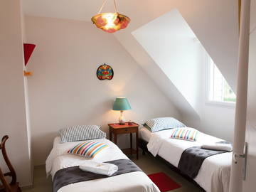 Roomlala | Dois quartos para alugar na casa de um residente