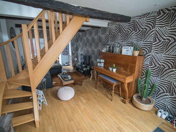 Roomlala | Dom do wynajęcia w Huy