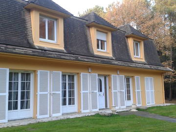 Roomlala | Dom w parku o powierzchni 15 hektarów