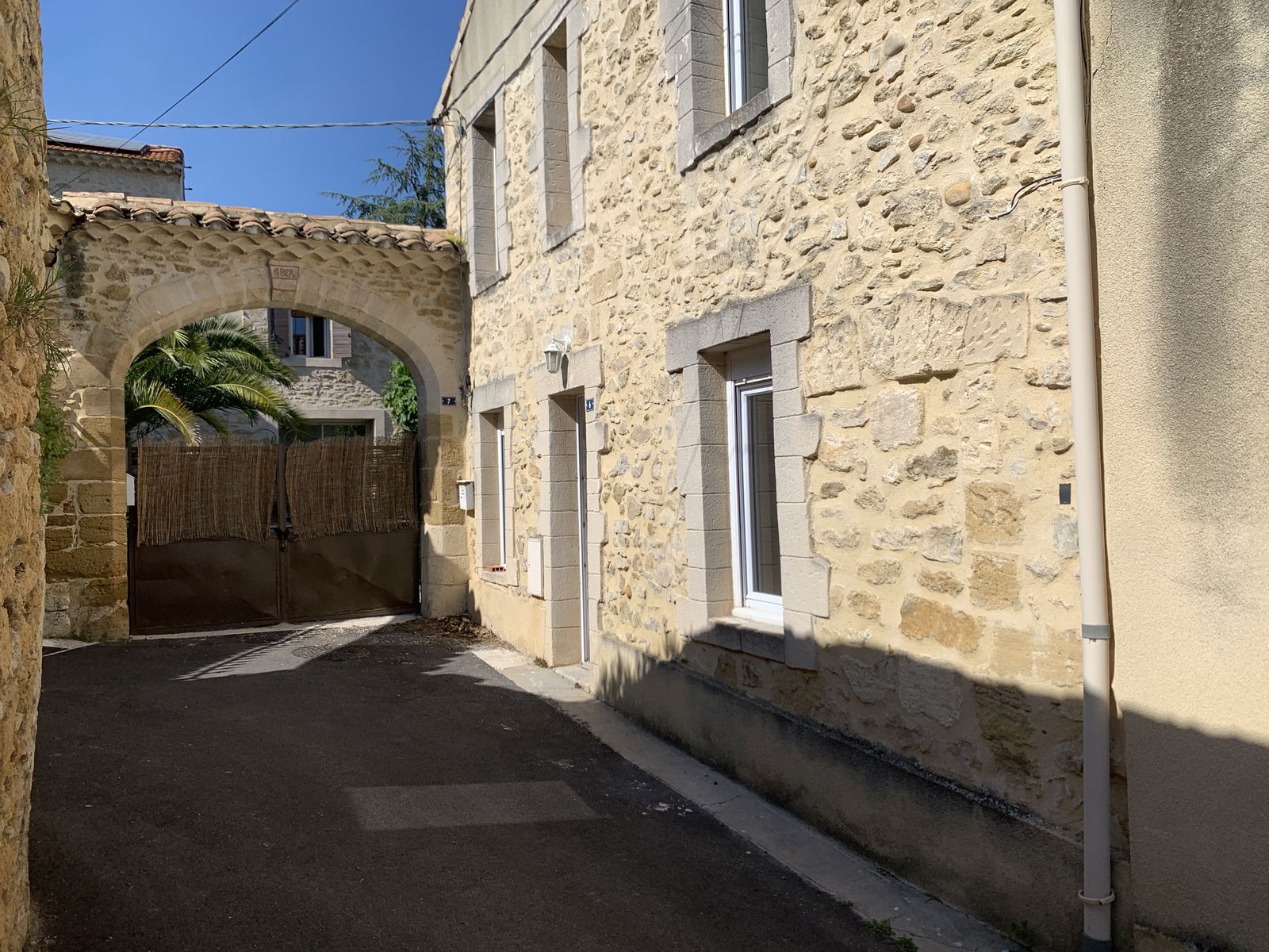 Niezależne Studio Pujaut 391674