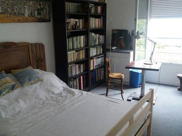 Roomlala | Dom z cichym, jasnym ogrodem