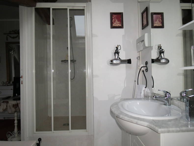 Habitaciones De Huéspedes Ambleny 127934-3