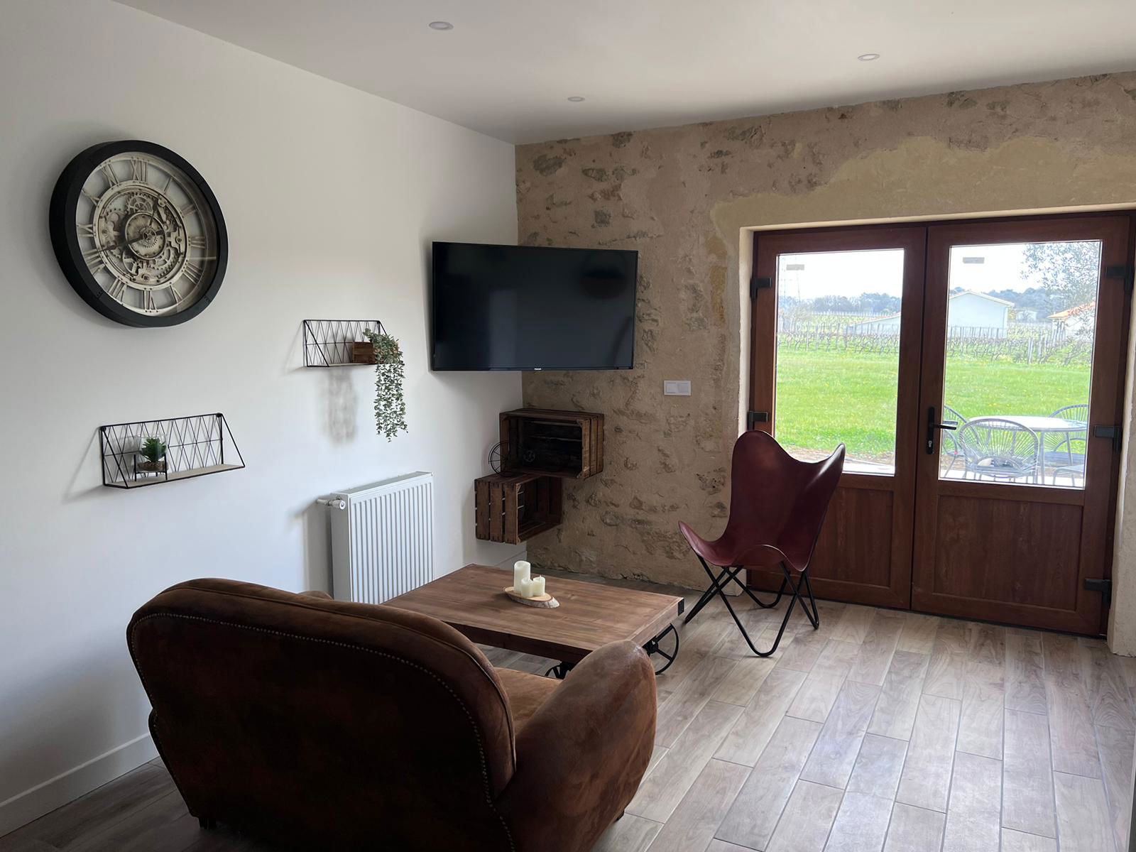 Entire Home Blasimon 266460