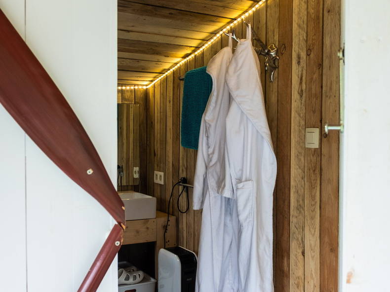 Entire Home Walcourt 240569-3