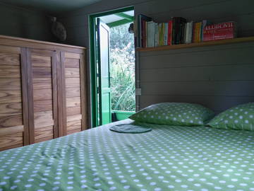 Roomlala | Domek na wodzie w sercu natury