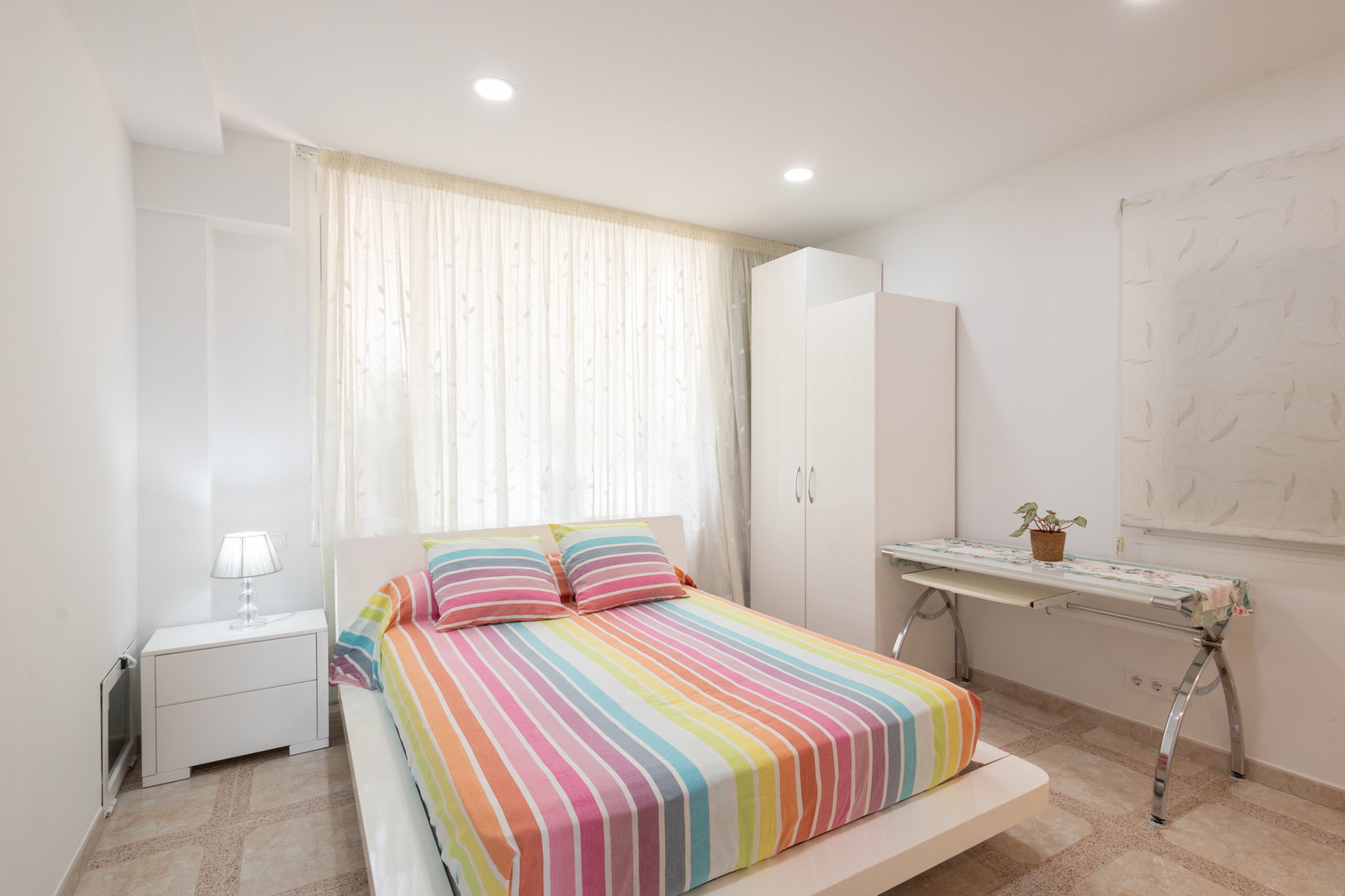 Gästezimmer Barcelona 656378