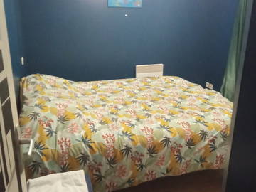 Roomlala | Dormitorio 12 M2 Con Acceso A Jardín