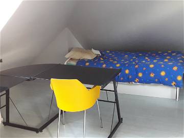 Roomlala | Dormitorio Arriba 1