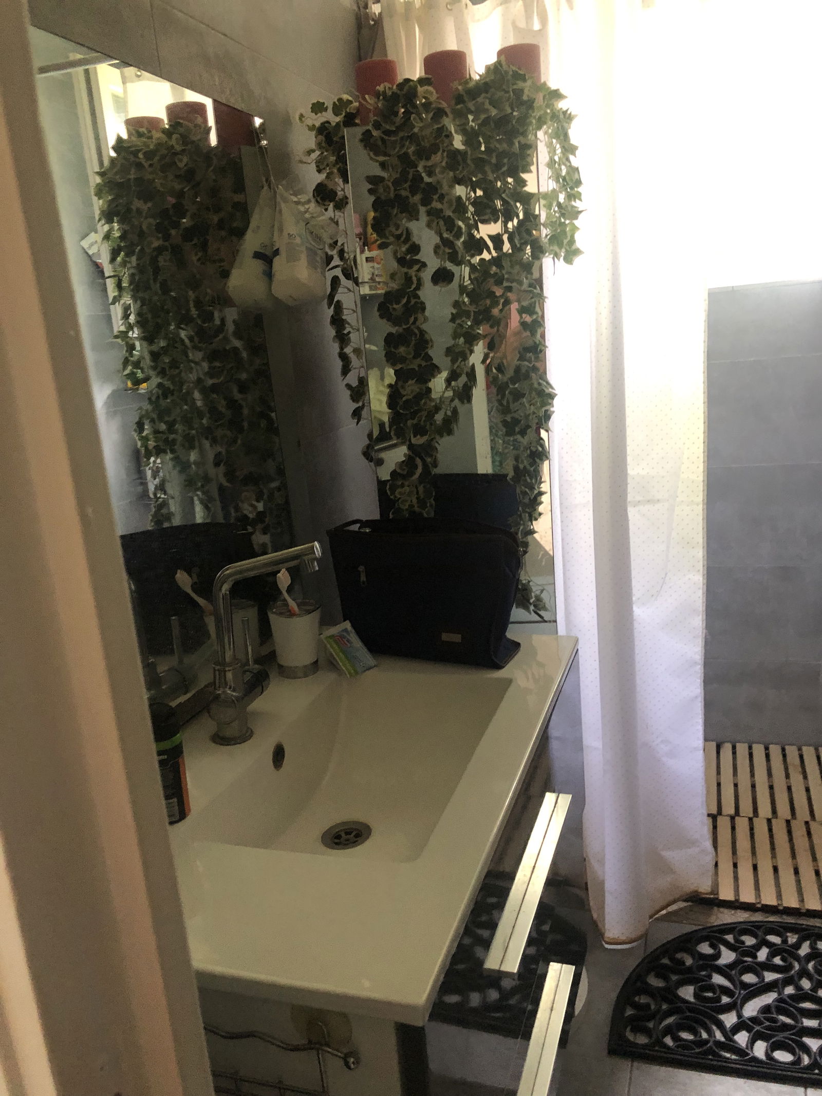 Quedarse En Casa Royan 265101