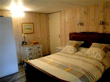 Roomlala | Dormitorio Con Baño Y Wc