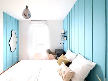 Roomlala | Dormitorio De Ambiente Industrial De 12 M² - LIL01
