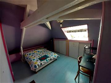 Roomlala | Dormitorio De Arriba 2