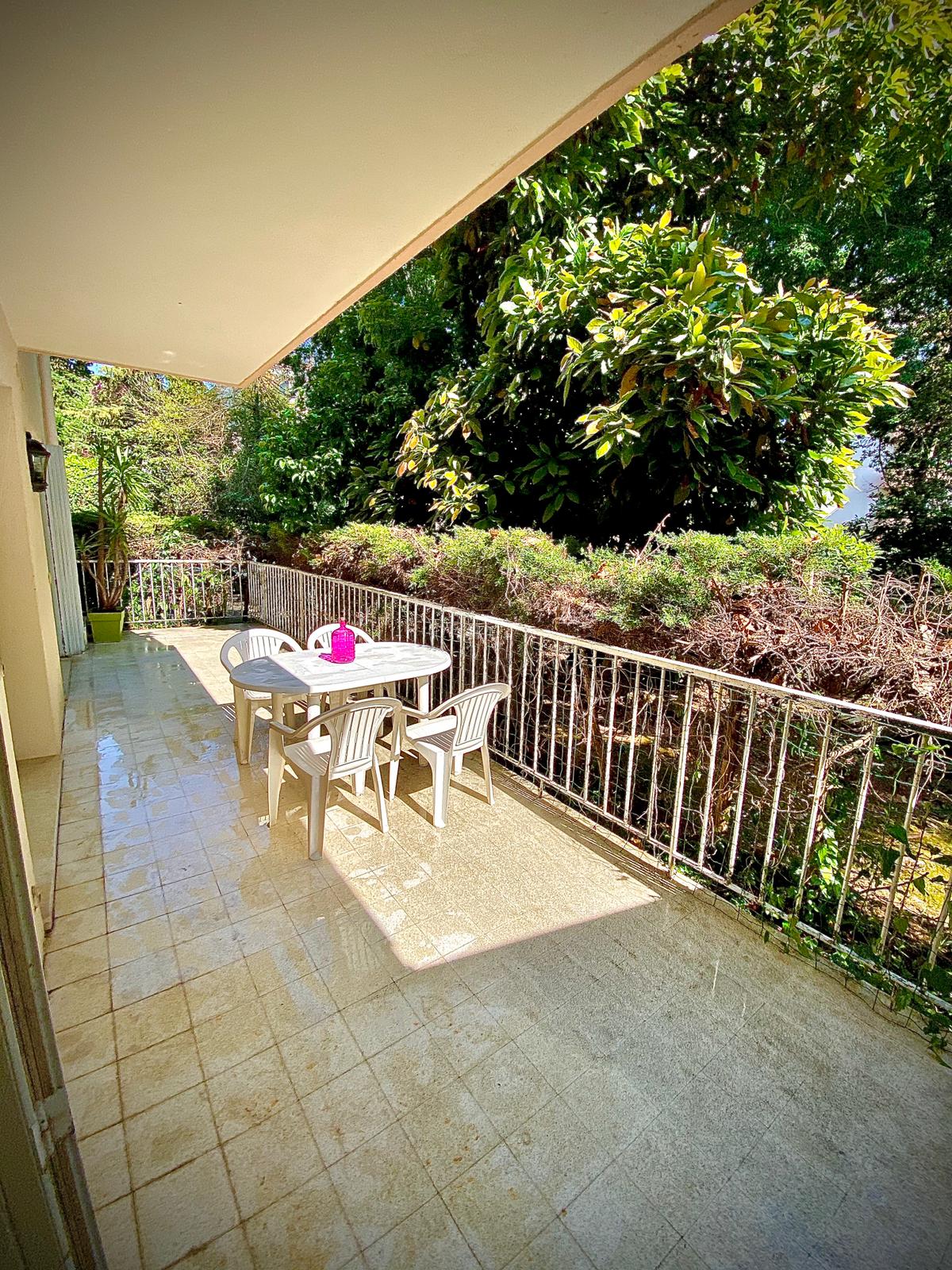 Quedarse En Casa Cannes 342599