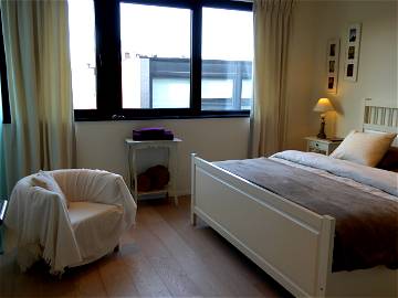 Roomlala | Dormitorio Privado, Baño Y Wc