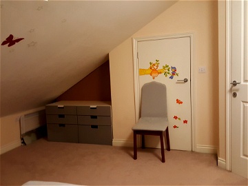 Private Room Manchester 93174-6