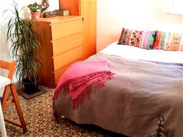 Roomlala | Double Bed Room, Quiet With Plenty Of Natural Light