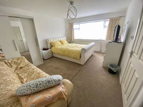 Double Bedroom with Ensuite In Four Oaks