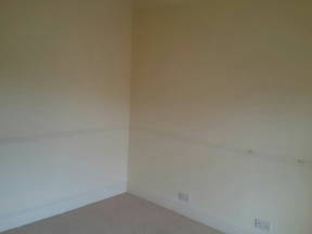 Double Room For Let