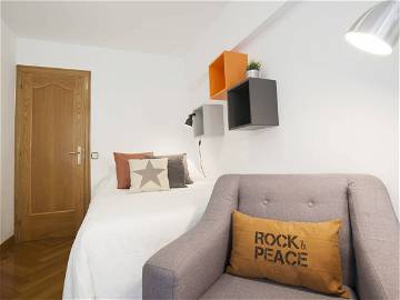 Room For Rent Barcelona 190714