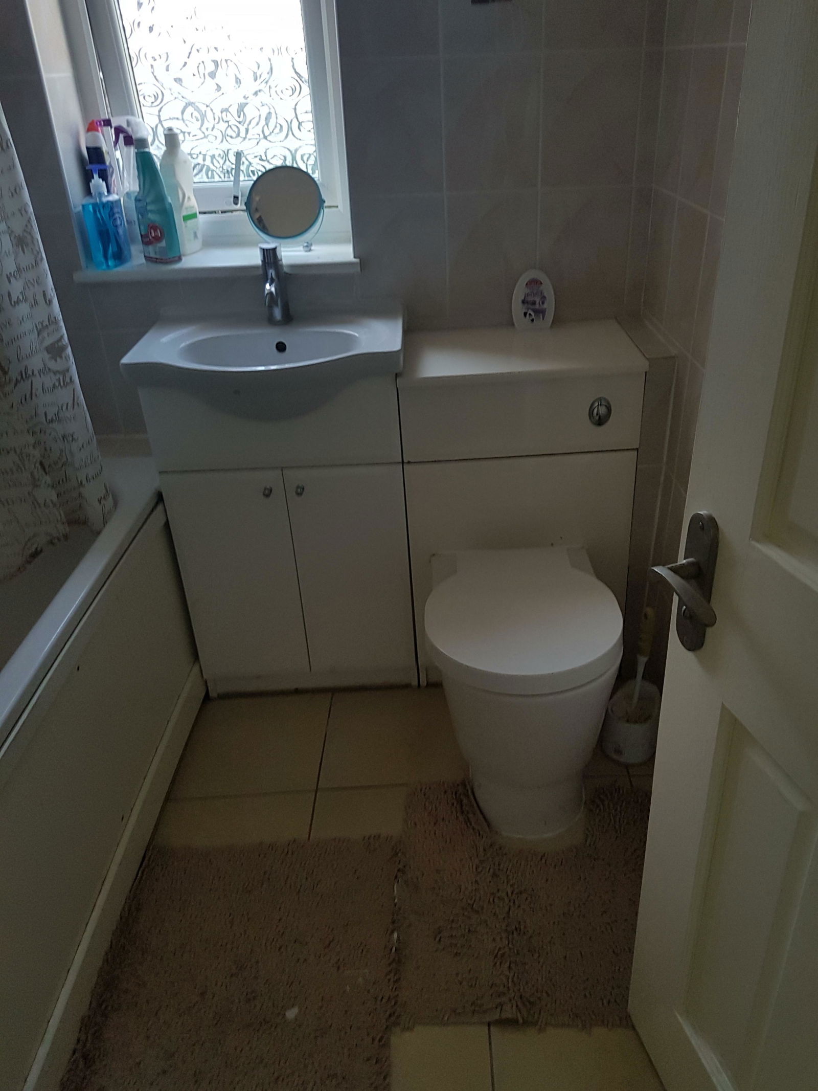 Homestay RM9 6NR 207577