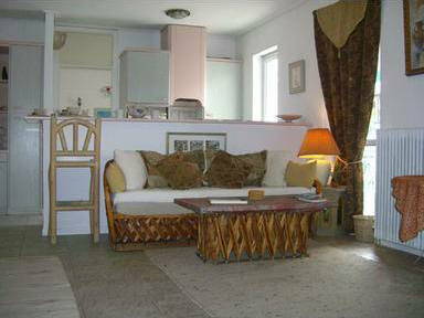 Logement Entier Kesariani 192800-4