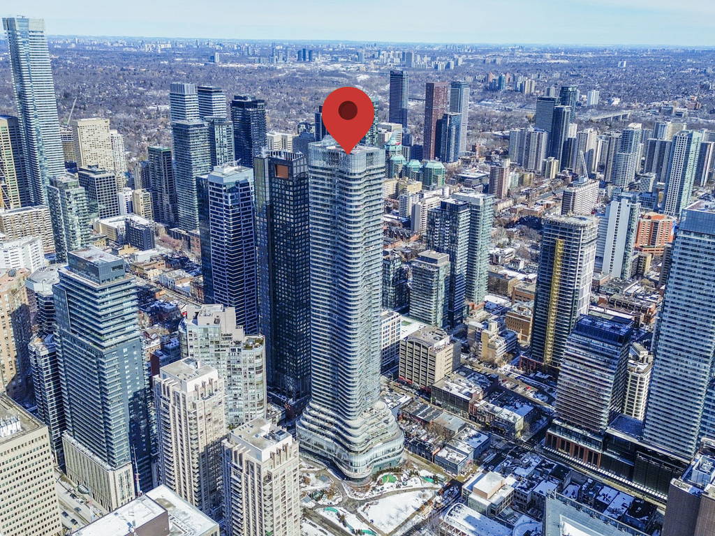 Entire Home Toronto 663092-1