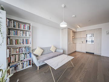 Logement entier à louer à Toronto - photo 2 : autre pièce-2