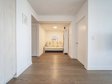 Logement entier à louer à Toronto - photo 9 : autre pièce-9