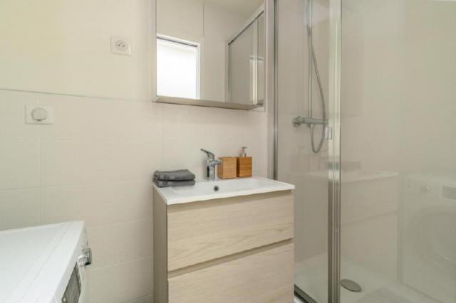 Homestay Paris 378328