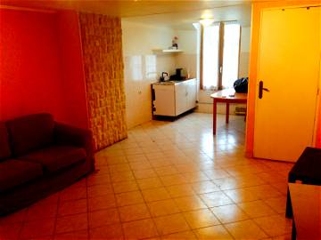Roomlala | Due Camere Da Letto In Affitto In Un Appartamento Atipico
