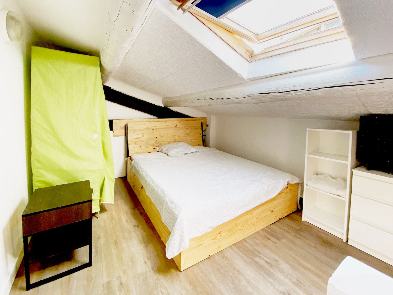 Estudio Independiente Marseille 264801