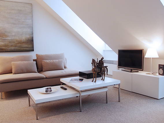 Toda La Casa Strasbourg 76286-1