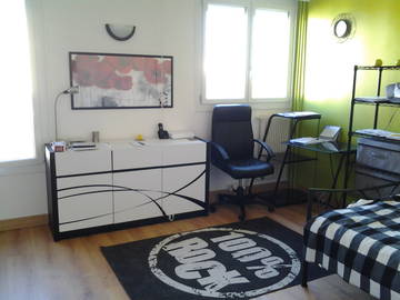 Roomlala | Duża sypialnia 20 m² do wynajęcia
