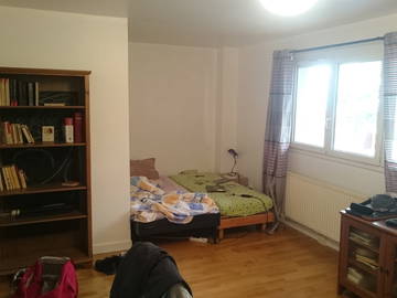 Roomlala | Duża sypialnia (22m2)