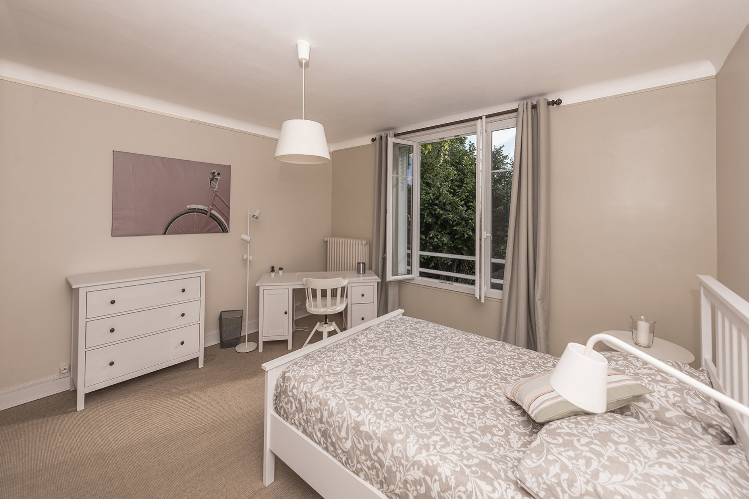 Życie Vaux-le-Pénil 543372