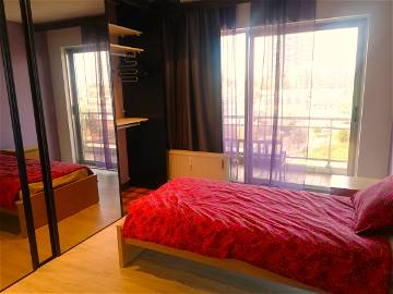 Roomlala | Duża sypialnia z tarasem i garderobą