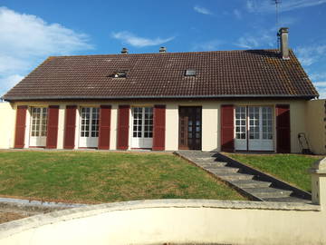 Roomlala | Duże pokoje do wynajęcia w mieszkaniu współdzielonym