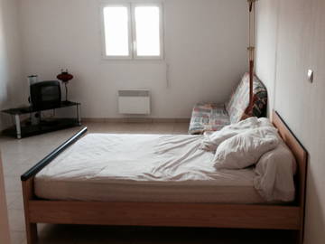 Roomlala | Duże Studio do Wynajęcia 3 km od Morza 
