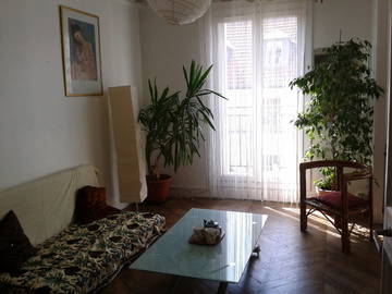 Roomlala | Duży Jasny Pokój Do Wynajęcia W Paryżu