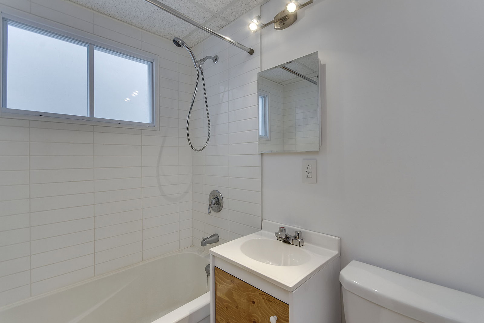 Kolokacja Montréal 162580