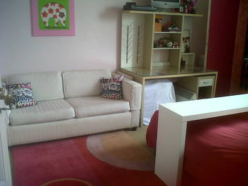 Roomlala | Duży pokój do wynajęcia dla jednej osoby