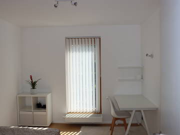 Roomlala | Dwa jasne pokoje w zielonej okolicy