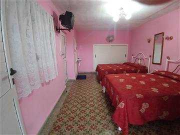 Room For Rent Cienfuegos 221564-1